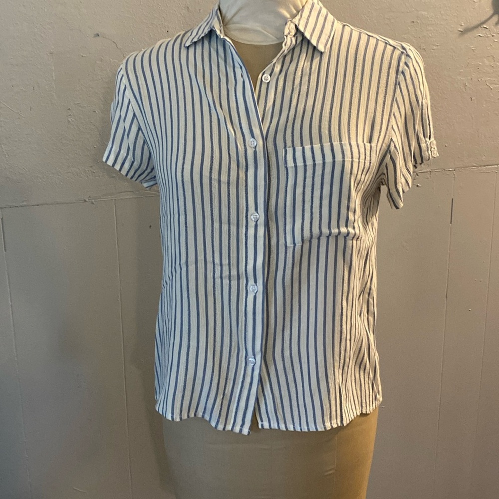 Japna size S boxy button down